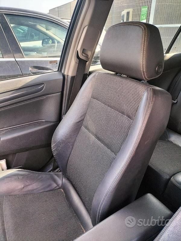 Usata Opel Astra 101 CV (74 kW) 2005 Grigio Station wagon