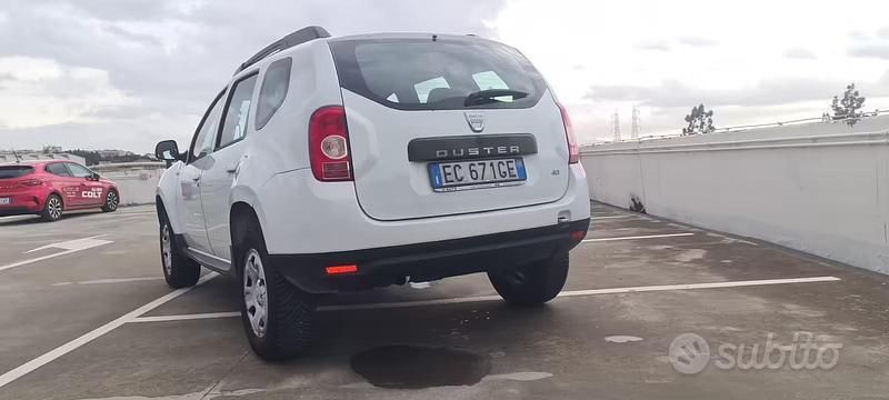 Usata Dacia Duster 110 CV (80 kW) 2012 Bianco SUV