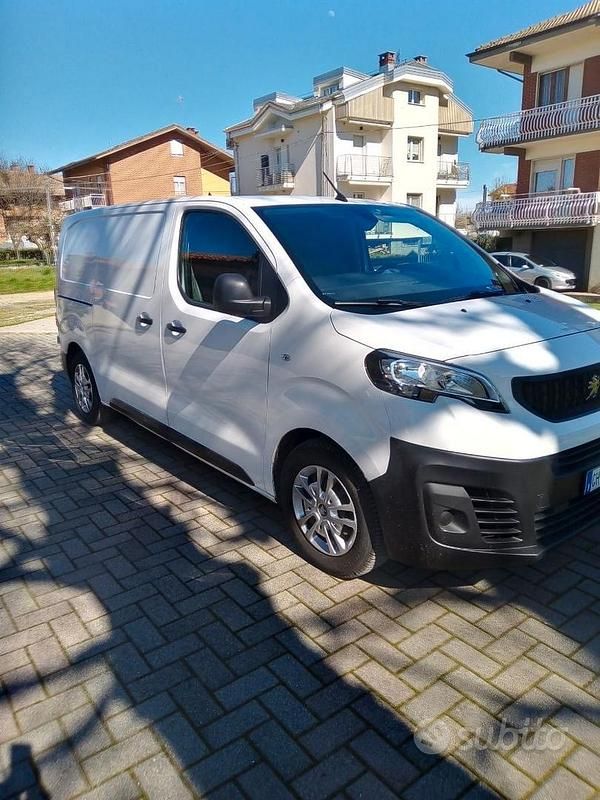 Usata Peugeot Expert 140 CV (102 kW) 2021 Bianco Furgone