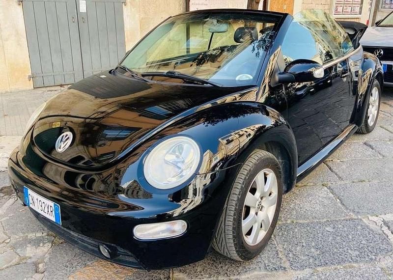 Usata VW New Beetle 101 CV (74 kW) 2004 Utilitaria
