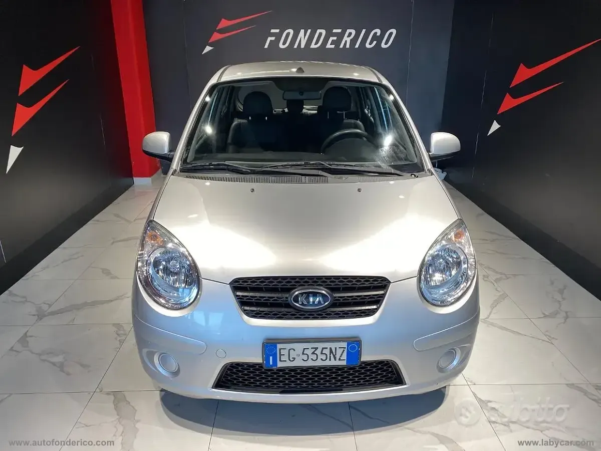Usata Kia Picanto 62 CV (45 kW) 2011 Utilitaria