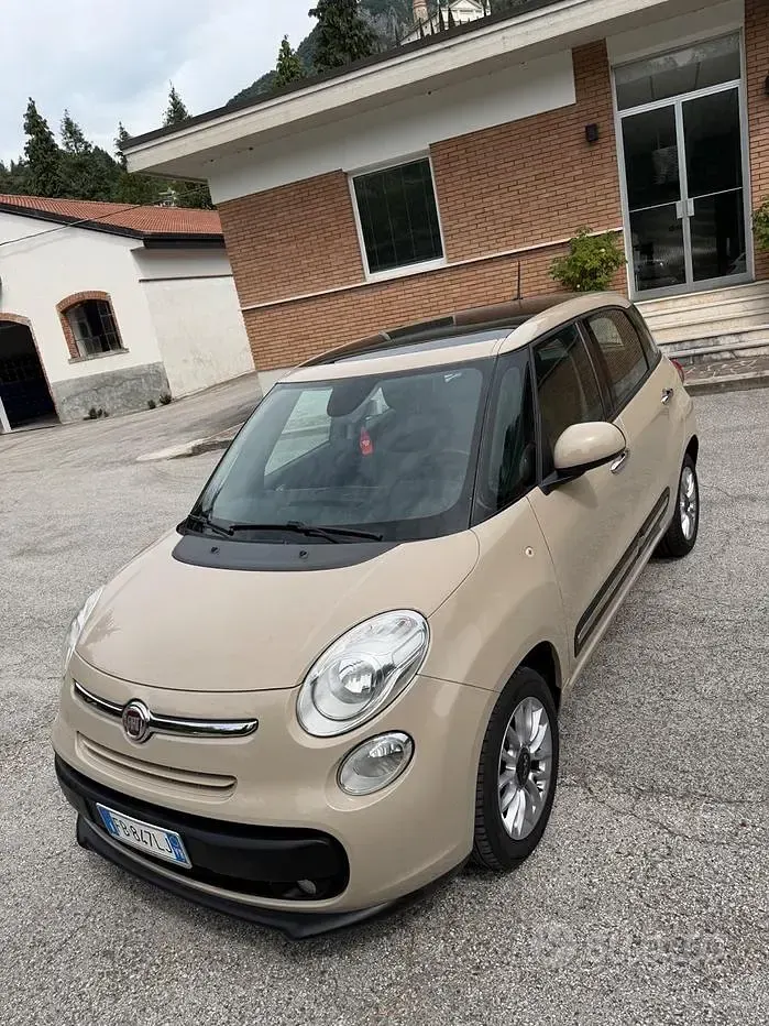 Usata Fiat 500L Lounge 95 CV (69 kW) 2016 Monovolume