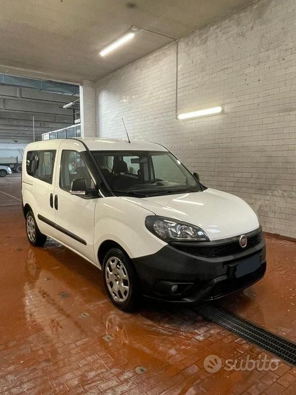 Usata Fiat Doblò S 2019 Bianco Monovolume