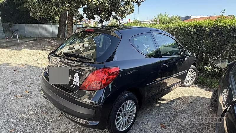Usata Peugeot 207 2006