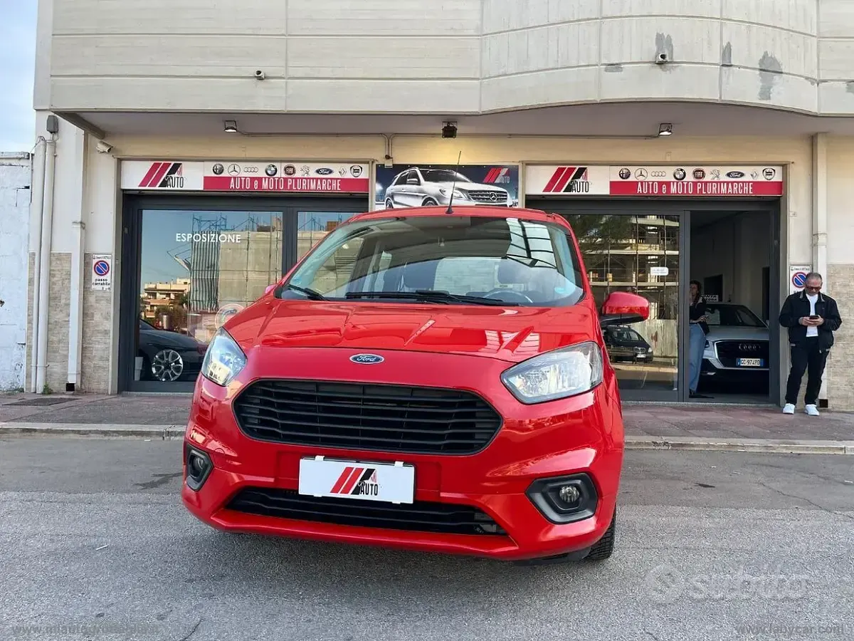 Occasion Ford Tourneo Courier Sport 75 PK (55 kW) 2018 Rood MPV