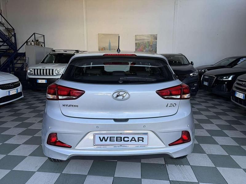 Usata Hyundai i20 Sport 84 CV (61 kW) 2015 Other Utilitaria