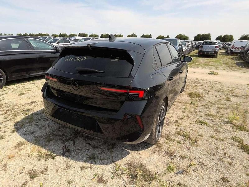 Usata Opel Astra S 131 CV (96 kW) 2024 Vari colori Berlina