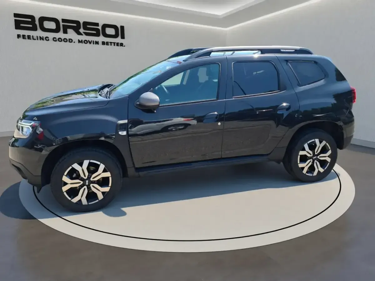 Usata Dacia Duster Journey 101 CV (74 kW) 2023 Nero metallizzato SUV