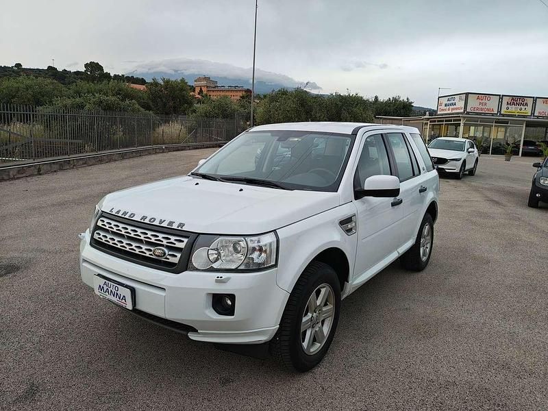 Bianco Usata 2010 Land Rover Freelander 2 HSE SUV | 7490 € (Buon prezzo) - Immagine 1/4