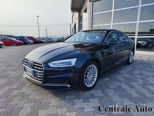 Blu/azzurro Usata 2017 Audi A5 S-Line Coupé | 26.000 € - Immagine 1/4