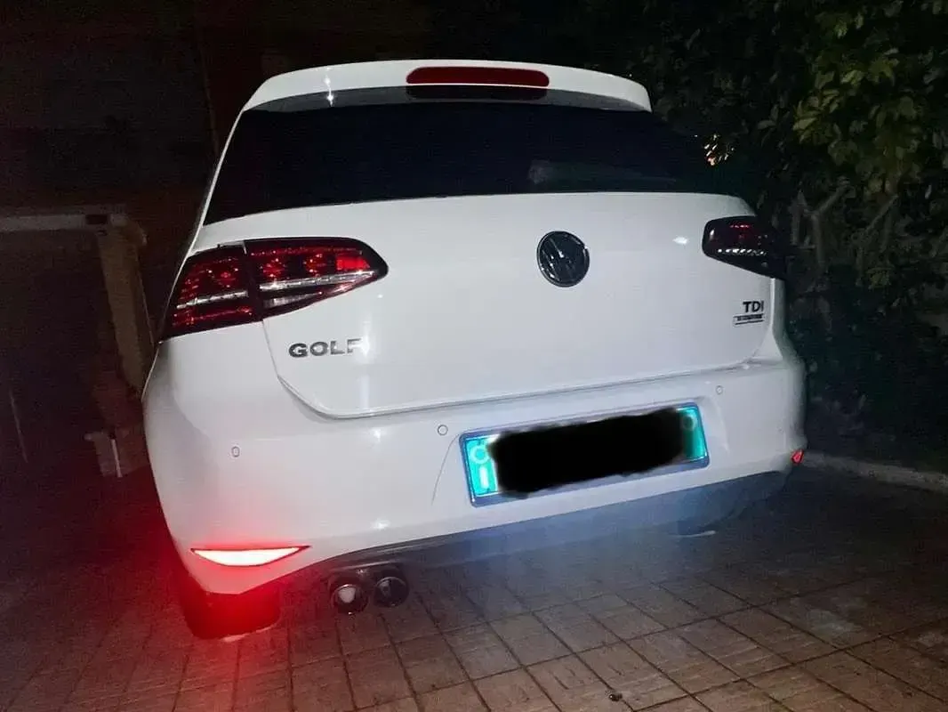 Usata VW Golf VII Highline 110 CV (80 kW) 2016 Bianco Berlina