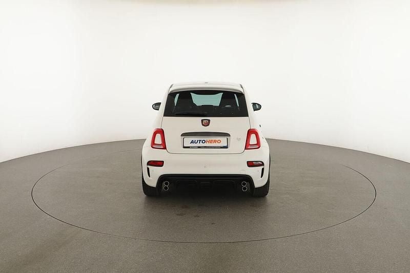 Usata Abarth 695 179 CV (131 kW) 2023 Bianco Utilitaria