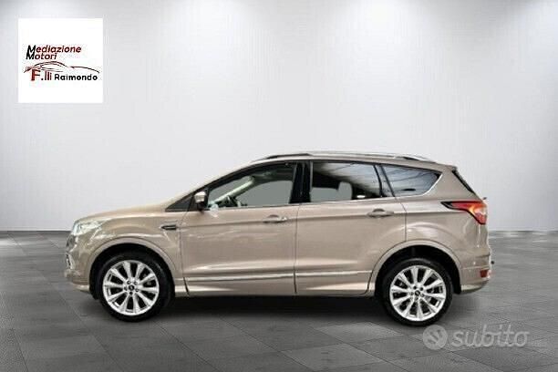 Usata Ford Kuga Vignale 180 CV (132 kW) 2018 Grigio SUV