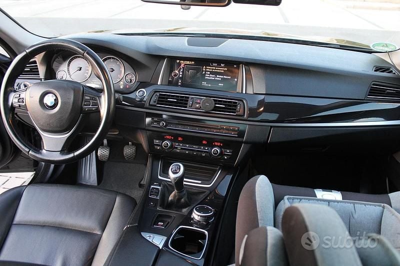 Usata BMW 520 190 CV (139 kW) 2015 Nero Station wagon