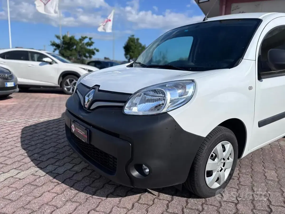 Usata Renault Express 116 CV (85 kW) 2021 Bianco Monovolume