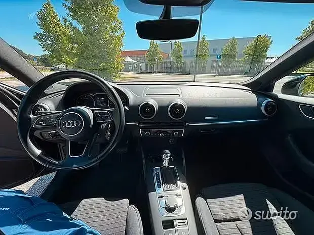 Usata Audi A3 S-Line 116 CV (85 kW) 2019 Nero Berlina