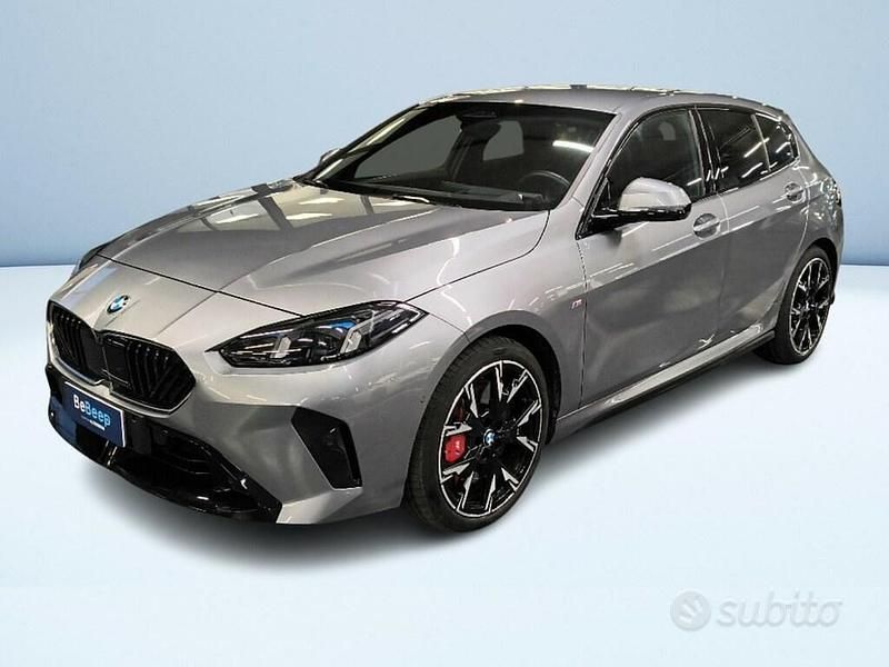 Grigio Usata 2025 BMW 118 M Sport Due volumi | 39.500 € (Cara) - Immagine 1/3