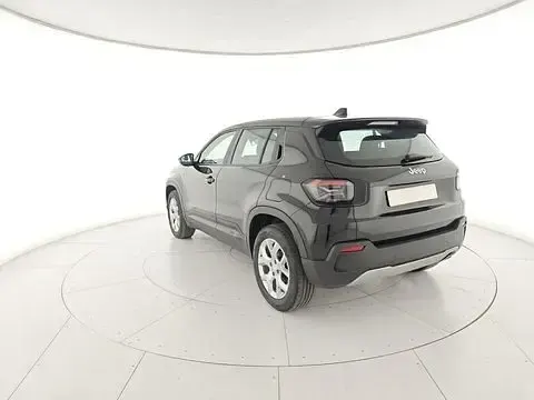 Usata Jeep Avenger Altitude 101 CV (74 kW) 2024 Nero SUV