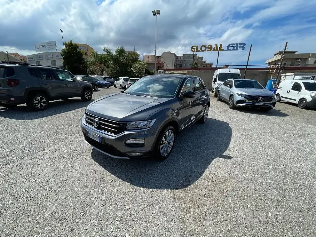 Usata VW T-Roc Style 110 CV (80 kW) 2021 Grigio SUV