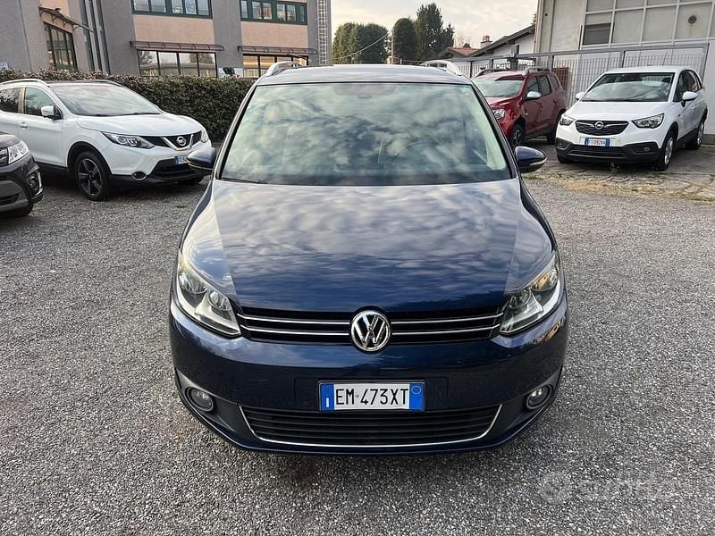 Usata VW Touran Highline 140 CV (102 kW) 2012 Blu Monovolume