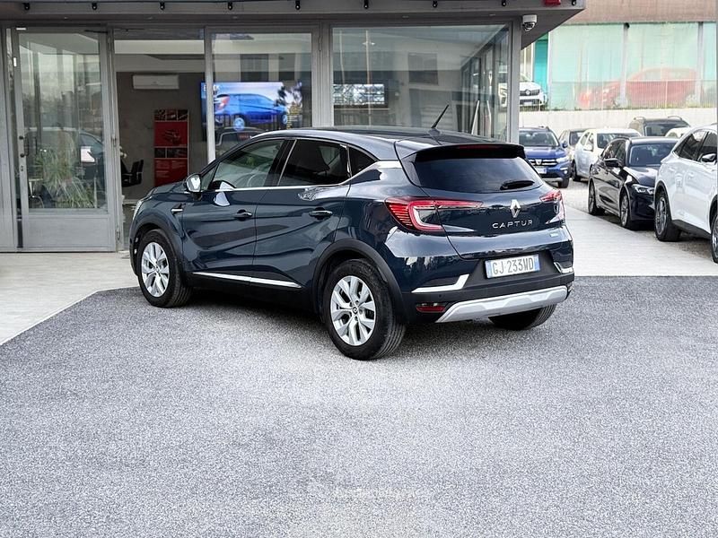 Usata Renault Captur 94 CV (69 kW) 2022 Blu SUV