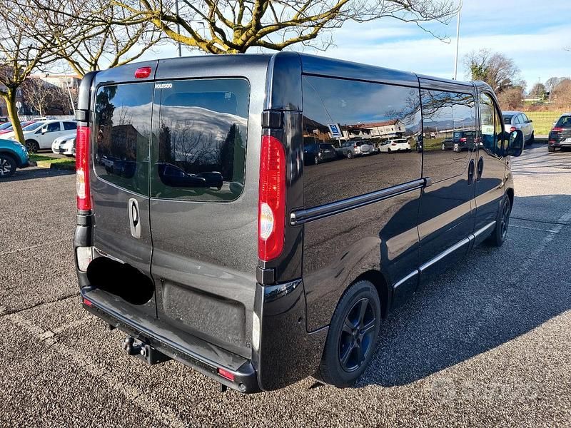 Usata Opel Vivaro 2014 Nero Monovolume