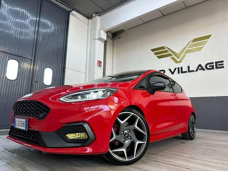 Usata Ford Fiesta ST 200 CV (147 kW) 2020 Rosso Utilitaria