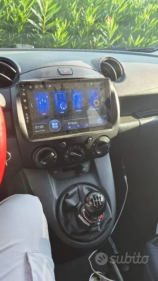 Usata Mazda 2 75 CV (55 kW) 2008 Nero Utilitaria