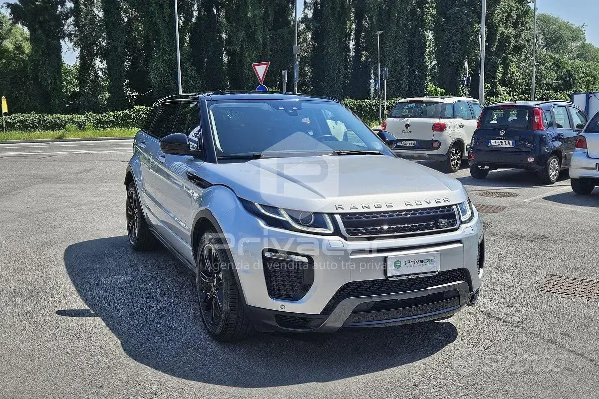 Usata Land Rover Range Rover evoque HSE Dynamic 150 CV (110 kW) 2019 Grigio SUV