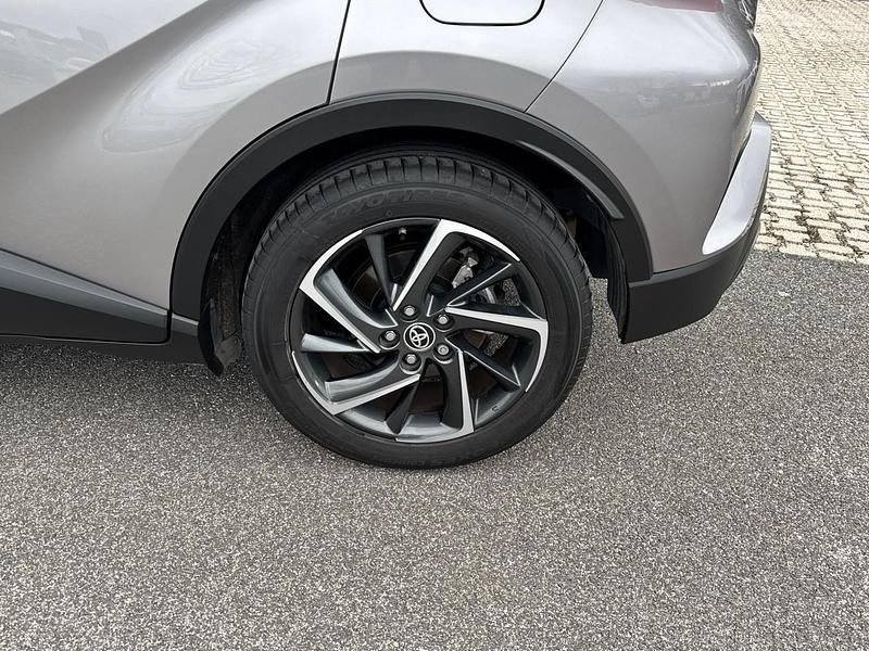 Usata Toyota C-HR Style 184 CV (135 kW) 2020 Grigio SUV