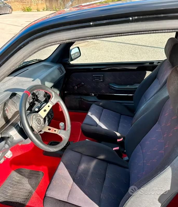 Usata Peugeot 106 98 CV (72 kW) 1994 Utilitaria