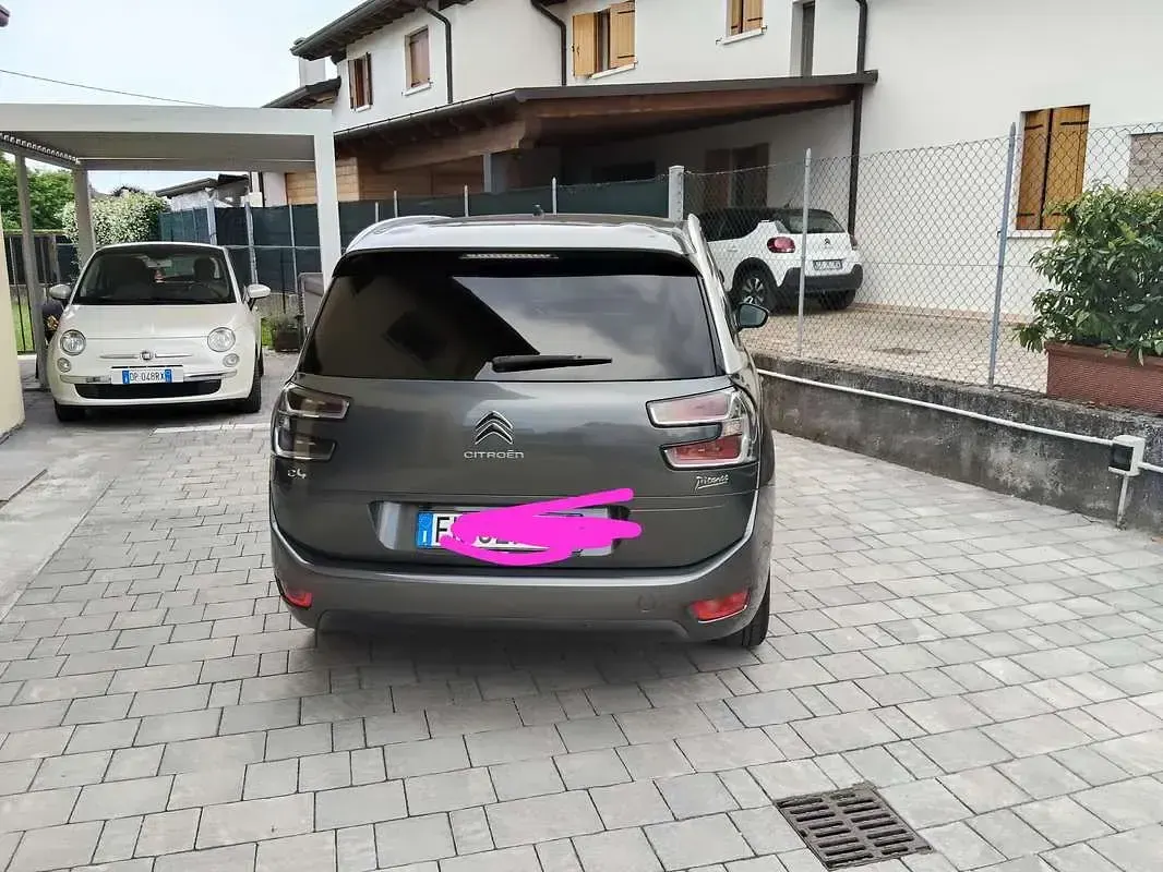 Usata Citroën Grand C4 Picasso Feel 120 CV (88 kW) 2017 Grigio Monovolume