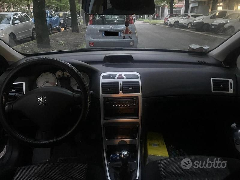 Occasion Peugeot 307 110 ch (80 kW) 2007 Gris Break