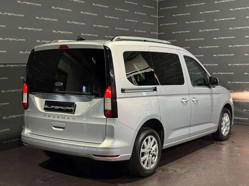 Usata Ford Tourneo Connect Titanium 122 CV (89 kW) 2023 Argento Monovolume