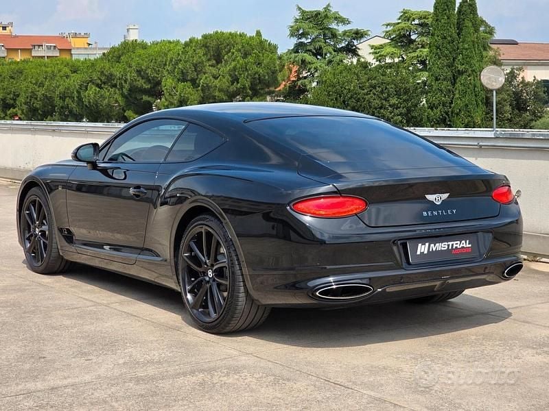 Usata Bentley Continental GT Mulliner 642 CV (472 kW) 2018 Nero Coupé