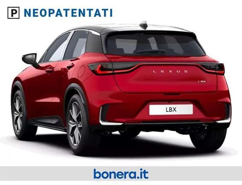 Nuova Lexus LBX 136 CV (100 kW) 2026 Emotional red / black SUV