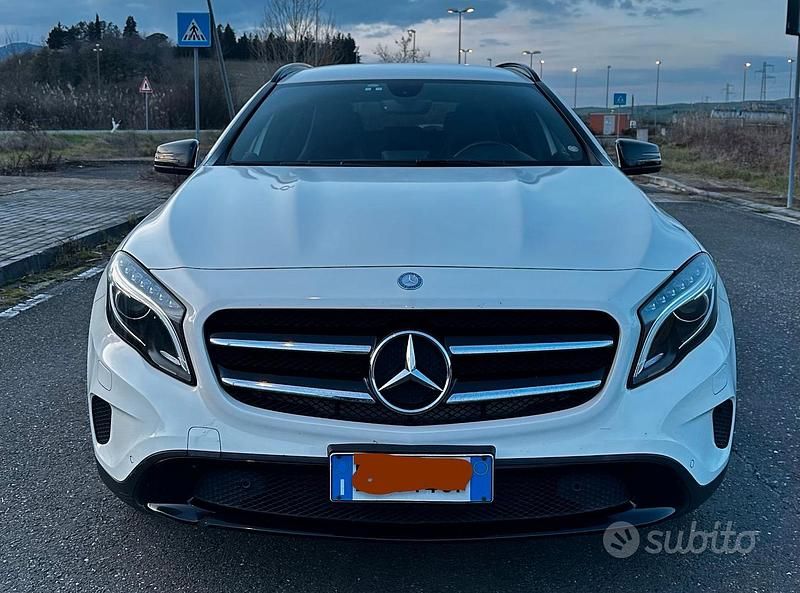 Usata Mercedes GLA220 2015 Bianco SUV
