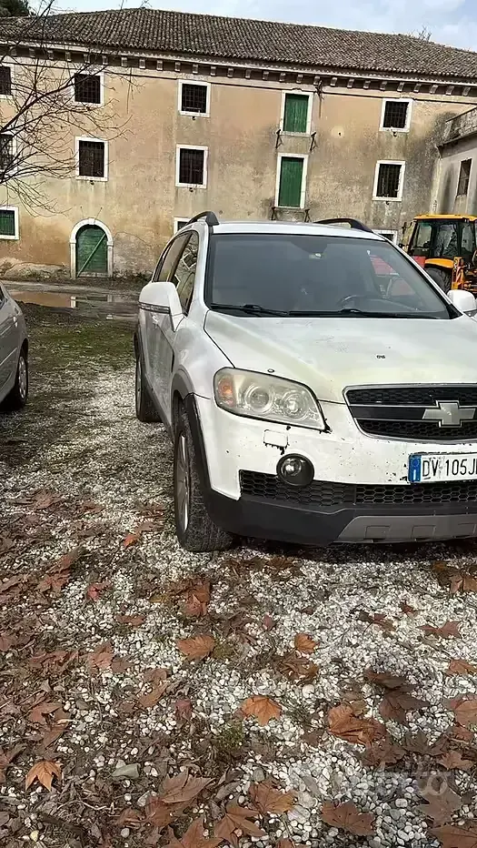 Usata Chevrolet Captiva 150 CV (110 kW) 2009 Bianco SUV