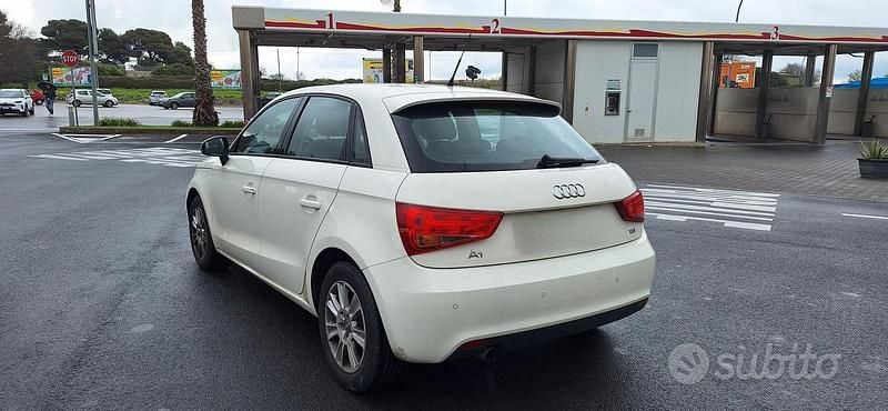 Usata Audi A1 Attraction 116 CV (85 kW) 2015 Bianco Utilitaria