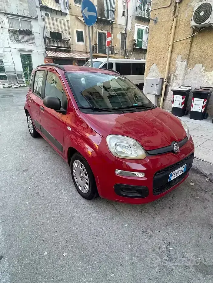 Usata Fiat Panda 69 CV (50 kW) 2015 Rosso Utilitaria