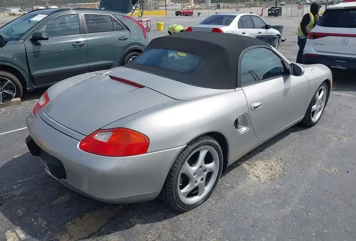 Usata Porsche Boxster 220 CV (161 kW) 2001 Cabrio