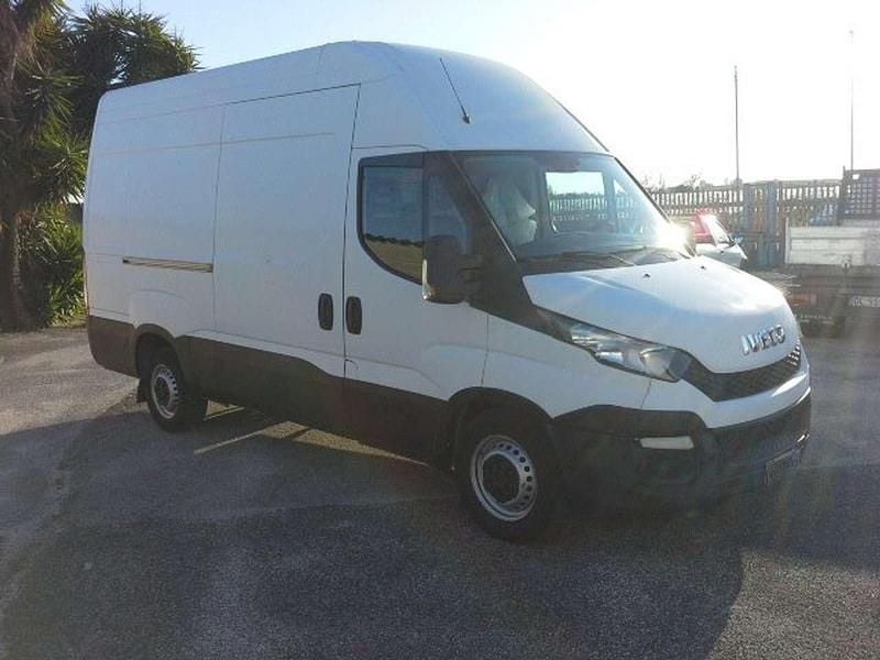 Usata Iveco Daily 150 CV (110 kW) 2014 Bianco