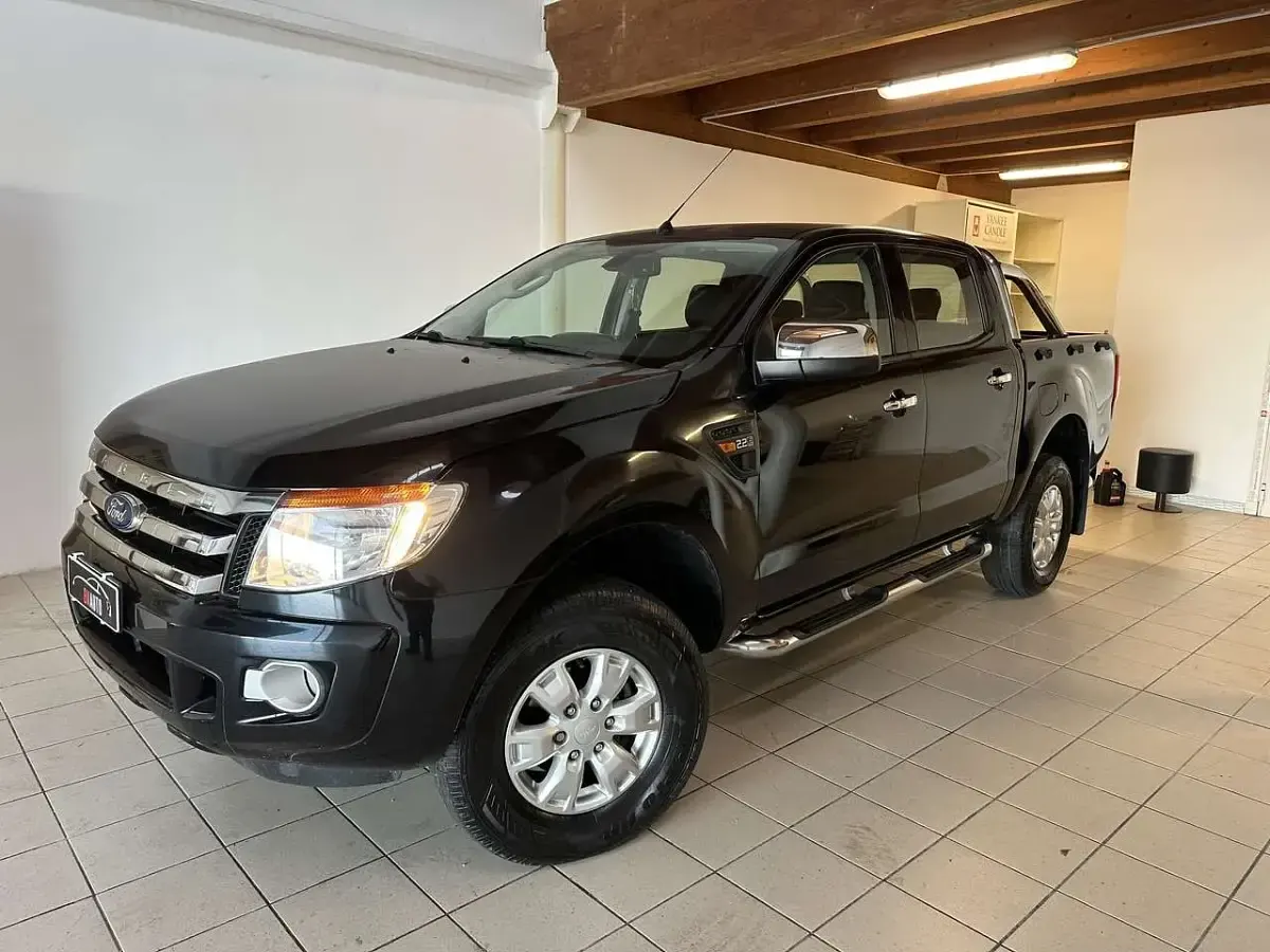 Occasion Ford Ranger 150 PK (110 kW) 2015 Zwart Pickup