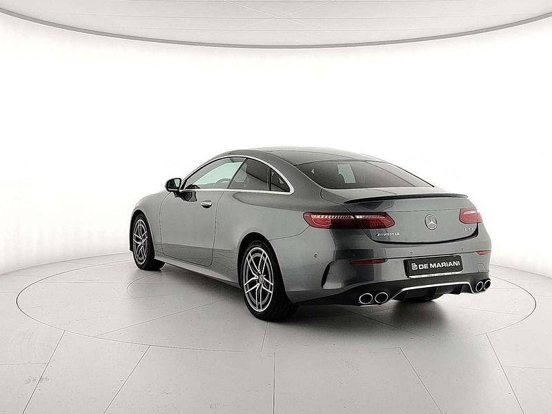 Usata Mercedes E53 AMG AMG 435 CV (319 kW) 2022 Argento selenite Coupé