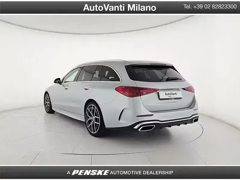 Usata Mercedes 220 Premium Plus 199 CV (146 kW) 2022 Argento Station wagon