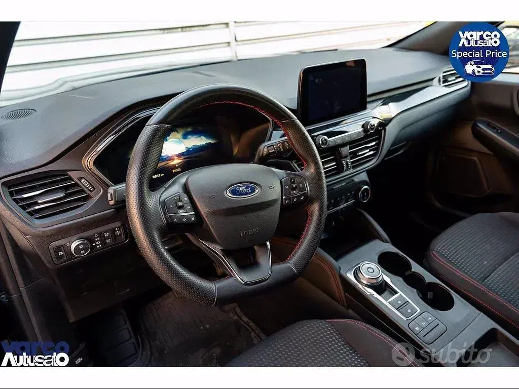 Usata Ford Kuga ST-Line 225 CV (165 kW) 2023 Nero SUV