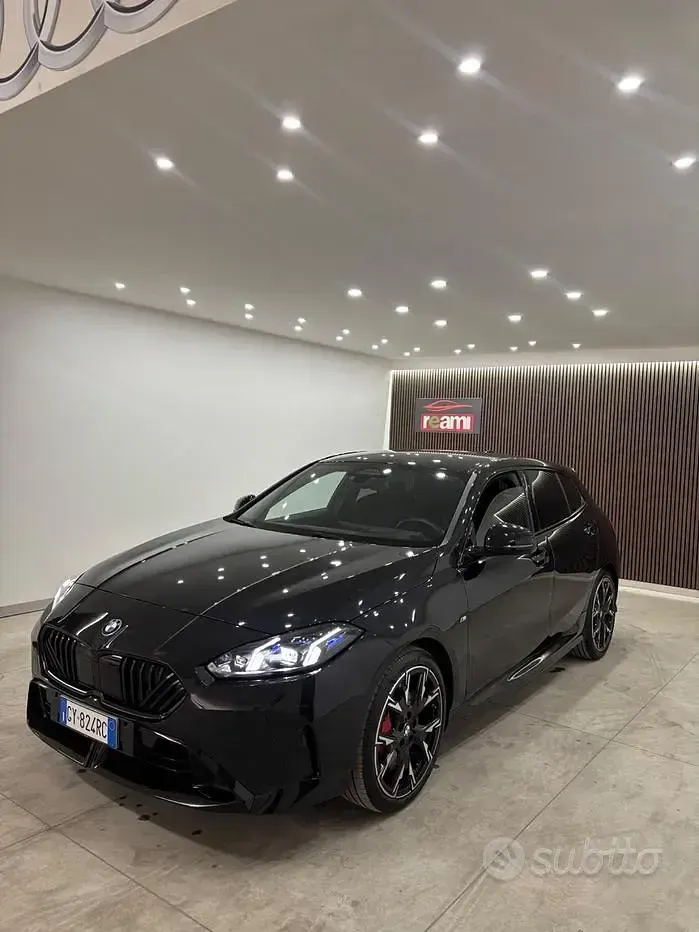 Usata BMW 118 M Sport 150 CV (110 kW) 2025 Nero Utilitaria