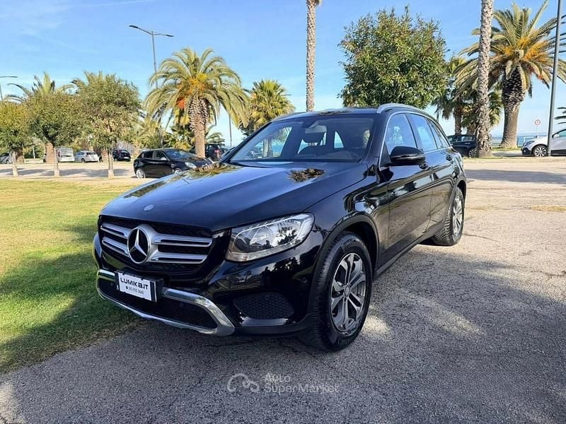 Usata Mercedes GLC220 Business 170 CV (125 kW) 2016 Nero SUV