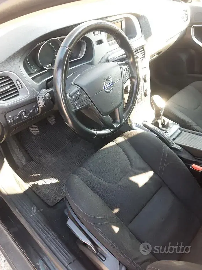 Usata Volvo V40 2014