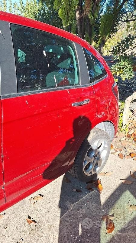 Usata Citroën C3 82 CV (60 kW) 2016 Rosso Utilitaria